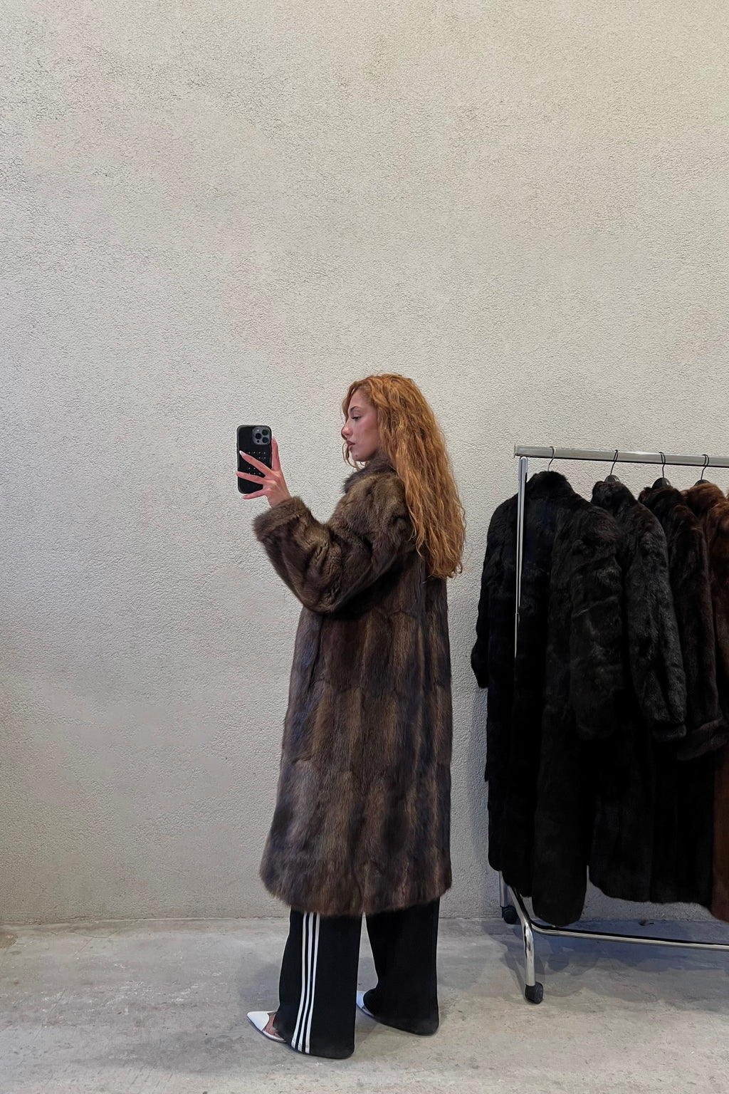 FOURRURE EN VISON MARRON