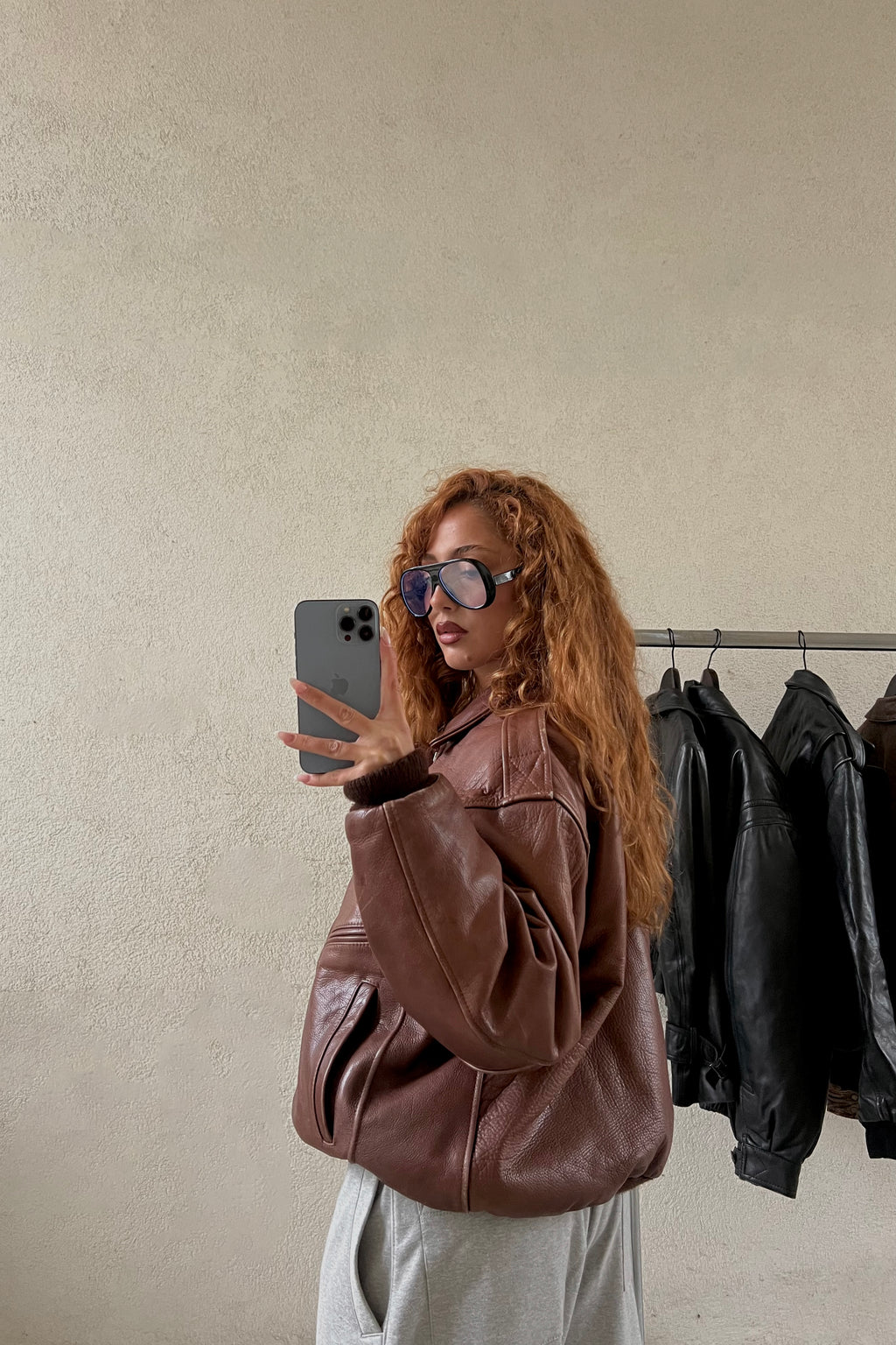CUIR MARRON V4